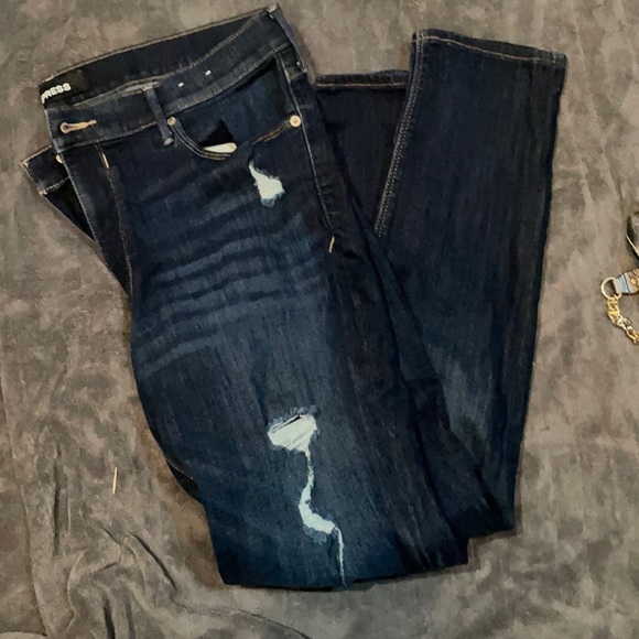 Express Jean 2 for price of one